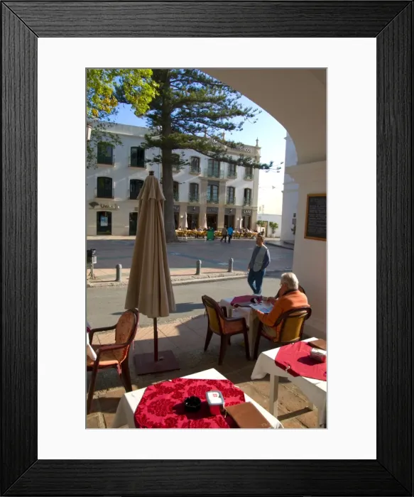 Framed Print : Outdoor cafe Framed Print : Outdoor cafe