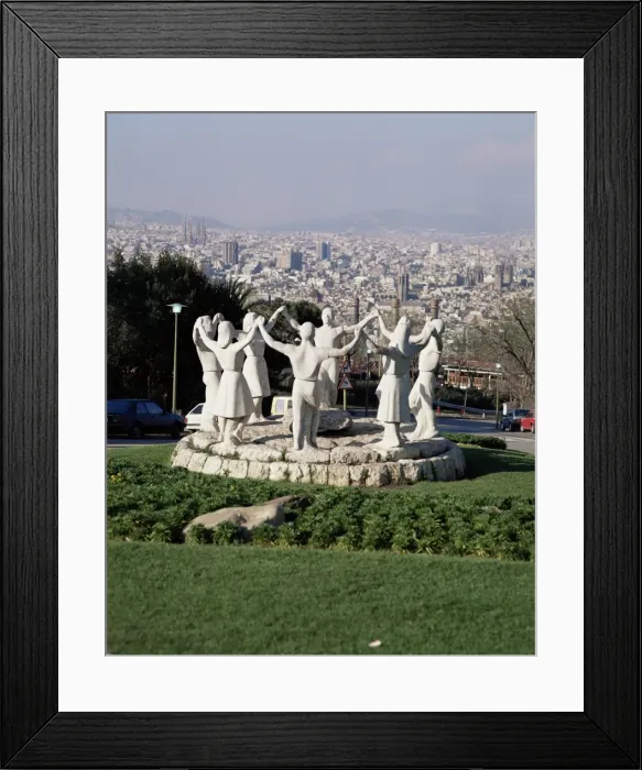 Framed Print : Monument to the Sardana Framed Print : Monument to the Sardana