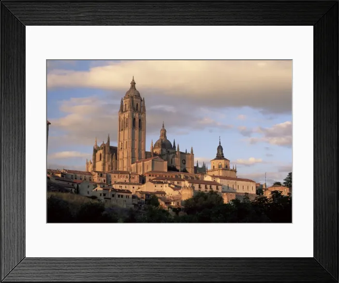 Framed Print : Last rays of light on the cathedral Framed Print : Last rays of light on the cathedral