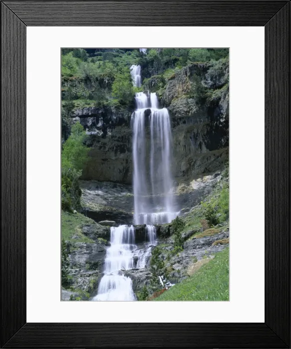 Framed Print : Waterfall in the Ordesa valley Framed Print : Waterfall in the Ordesa valley