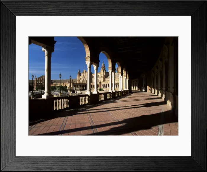 Framed Print : Semicircular gallery Framed Print : Semicircular gallery