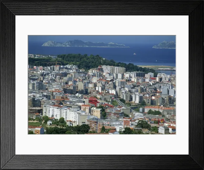 Framed Print : The city and the Ria de Vigo Framed Print : The city and the Ria de Vigo