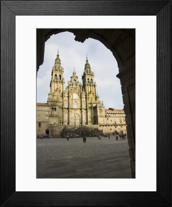 Framed Print : Santiago Cathedral on the Plaza do Obradoiro Framed Print : Santiago Cathedral on the Plaza do Obradoiro