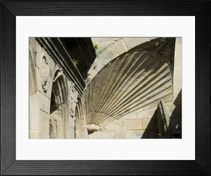 Framed Print : Detail of shell symbol of the pilgrimage
