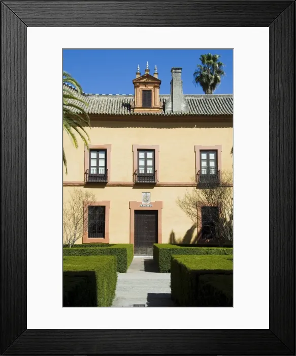 Framed Print : Patio del Leon Framed Print : Patio del Leon