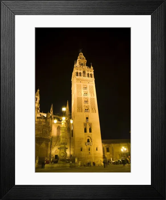 Framed Print : La Giralda and Seville Cathedral at night Framed Print : La Giralda and Seville Cathedral at night