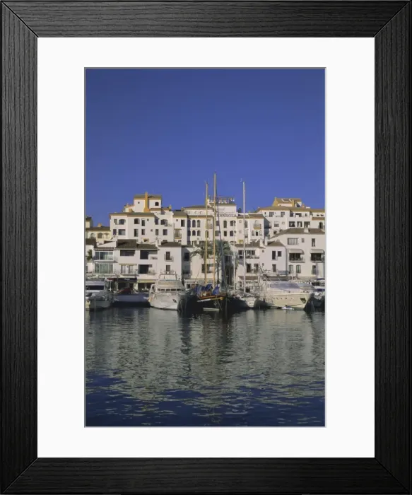 Framed Print : Puerto Banus Framed Print : Puerto Banus