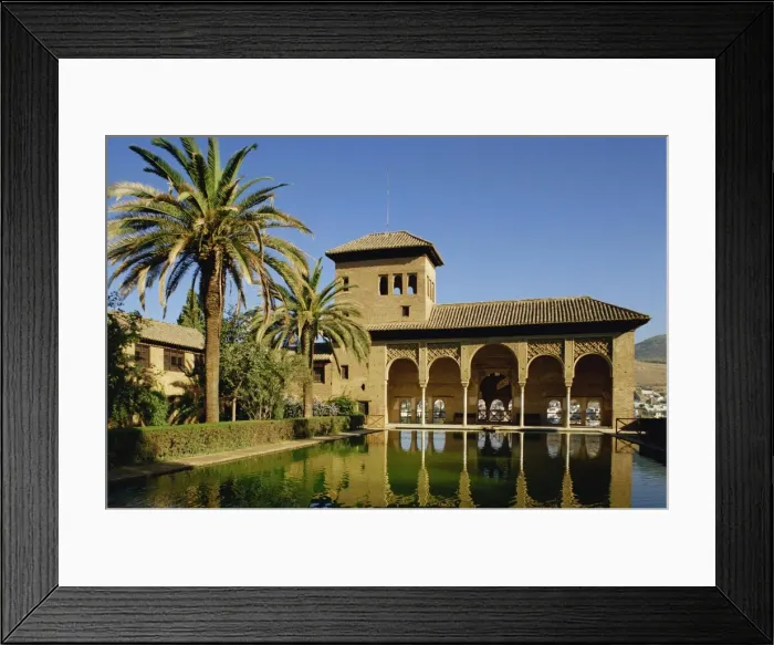Framed Print : The Alhambra Palace in Granada Framed Print : The Alhambra Palace in Granada
