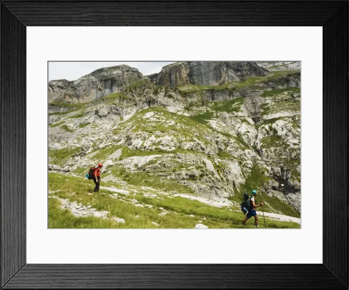Framed Print : Hiking trail and hikers in the Canon de Anisclo (Anisclo Canyon) Framed Print : Hiking trail and hikers in the Canon de Anisclo (Anisclo Canyon)