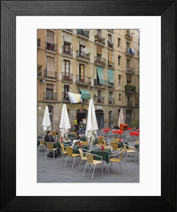 Framed Print : Courtyard outside the Museum of Contemporary Art Framed Print : Courtyard outside the Museum of Contemporary Art