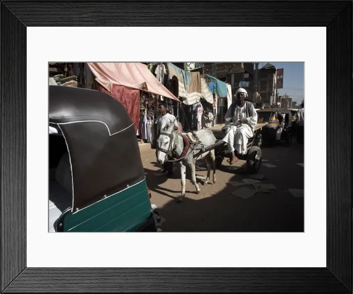 Framed Print : Daily life in Omdurman Souq Framed Print : Daily life in Omdurman Souq