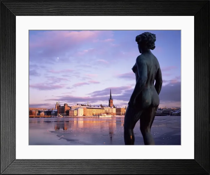 Framed Print : View of Riddar-Holmen (Riddarholmen) at dusk in winter Framed Print : View of Riddar-Holmen (Riddarholmen) at dusk in winter