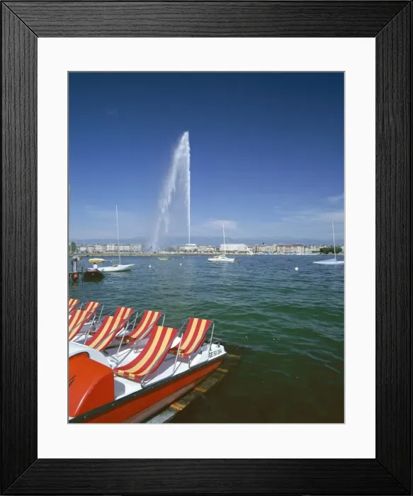 Framed Print : Lac Leman with water jet in lake Framed Print : Lac Leman with water jet in lake