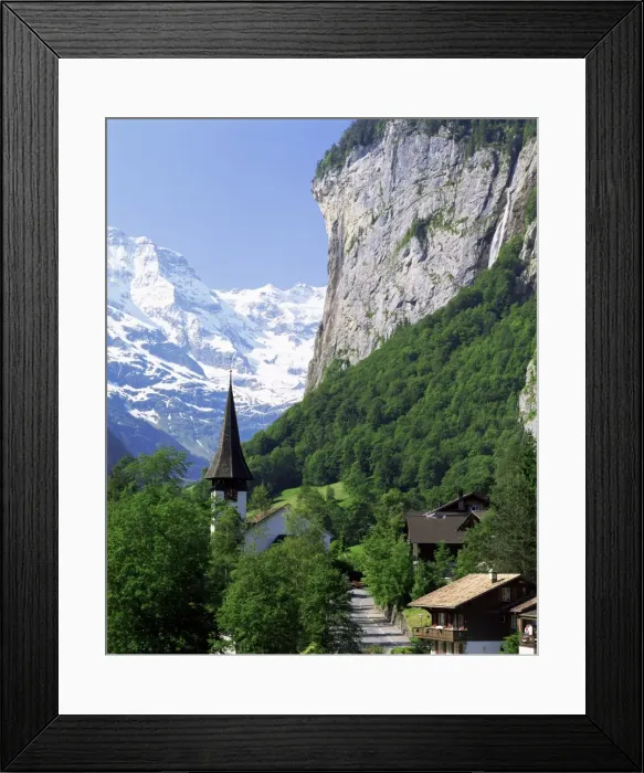 Framed Print : Lauterbrunnen Framed Print : Lauterbrunnen