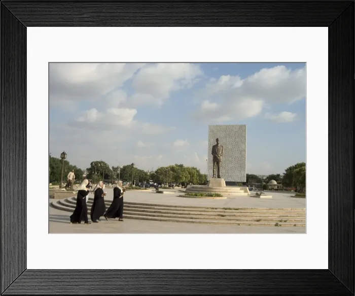 Framed Print : Syrian women in public park Framed Print : Syrian women in public park