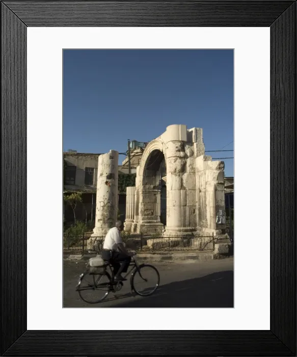 Framed Print : Roman Arch Framed Print : Roman Arch