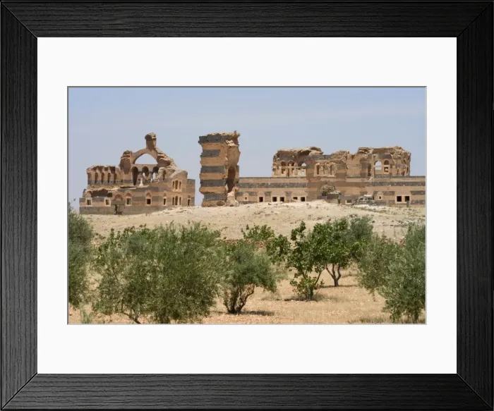 Framed Print : Ben Wordan castle ruins Framed Print : Ben Wordan castle ruins