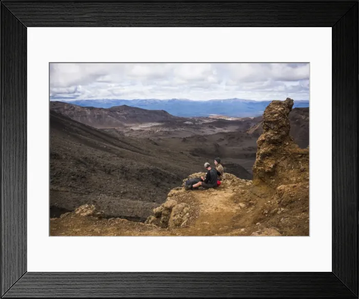 Framed Print : Couple resting on the Tongariro Alpine Crossing, Tongariro National Park, UNESCO