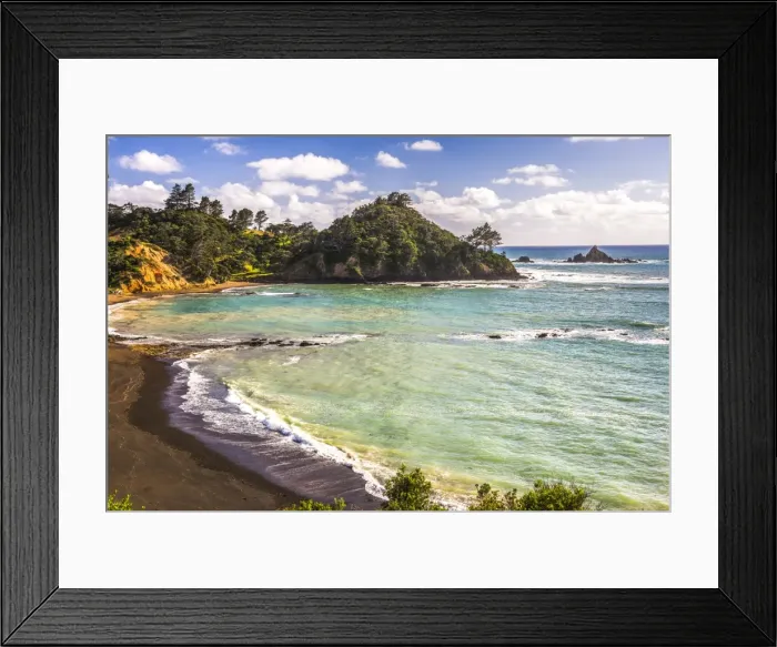 Framed Print : Sandy Beach on Tutukaka Coast, Northland Region, North Island, New Zealand, Pacific Framed Print : Sandy Beach on Tutukaka Coast, Northland Region, North Island, New Zealand, Pacific