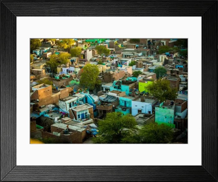 Framed Print : Shanty houses of Mathura, Uttar Pradesh, India, Asia Framed Print : Shanty houses of Mathura, Uttar Pradesh, India, Asia