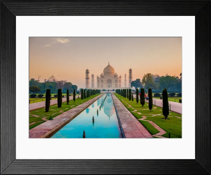 Framed Print : Sunrise at the Taj Mahal, UNESCO World Heritage Site, Agra, Uttar Pradesh, India, Asia Framed Print : Sunrise at the Taj Mahal, UNESCO World Heritage Site, Agra, Uttar Pradesh, India, Asia