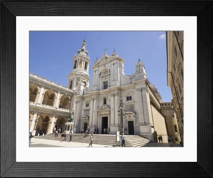 Framed Print : Basilica della Santa Casa, Piazza della Madonna, pilgrimage town of Loreto, Le Marche Framed Print : Basilica della Santa Casa, Piazza della Madonna, pilgrimage town of Loreto, Le Marche