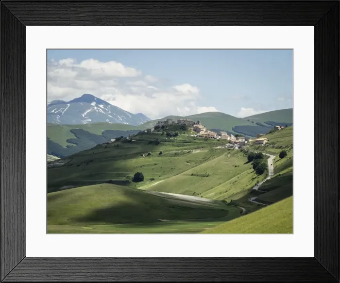 Framed Print : View from the Piano Grande towards Castelluccio, Umbria, Italy, Europe Framed Print : View from the Piano Grande towards Castelluccio, Umbria, Italy, Europe