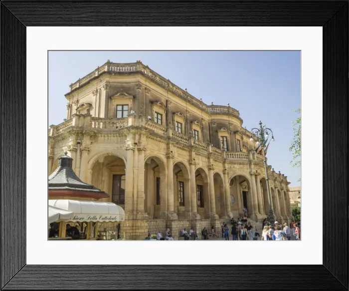 Framed Print : Palazzo Ducezio (Town Hall), UNESCO World Heritage Site, Noto, Sicily, Europe Framed Print : Palazzo Ducezio (Town Hall), UNESCO World Heritage Site, Noto, Sicily, Europe