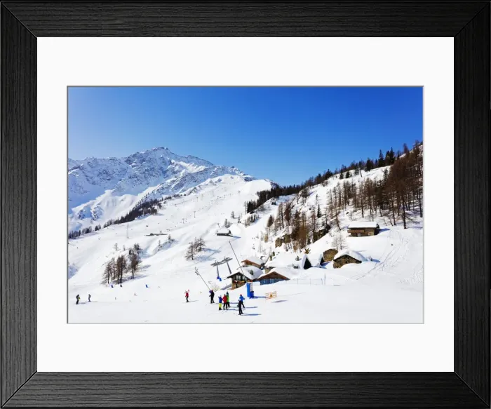 Framed Print : Courmayeur ski resort, Aosta Valley, Italian Alps, Italy, Europe Framed Print : Courmayeur ski resort, Aosta Valley, Italian Alps, Italy, Europe