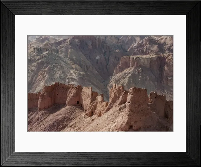 Framed Print : The ruined city of Shahr-e Zohak in the Bamiyan province, Afghanistan, Asia Framed Print : The ruined city of Shahr-e Zohak in the Bamiyan province, Afghanistan, Asia