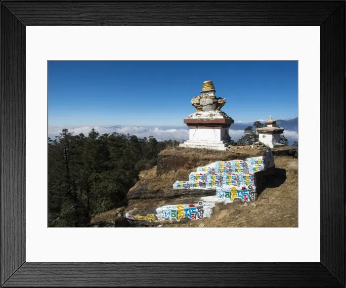 Framed Print : Colourful Mani wall on a chorten in the Solukhumbu region of Nepal, Asia Framed Print : Colourful Mani wall on a chorten in the Solukhumbu region of Nepal, Asia