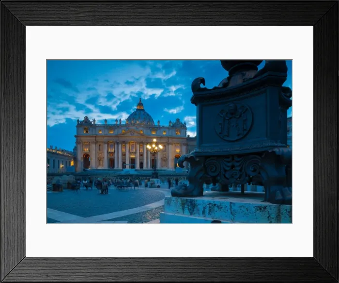 Framed Print : St. Peters and Piazza San Pietro at dusk, Vatican City, UNESCO World Heritage Site Framed Print : St. Peters and Piazza San Pietro at dusk, Vatican City, UNESCO World Heritage Site