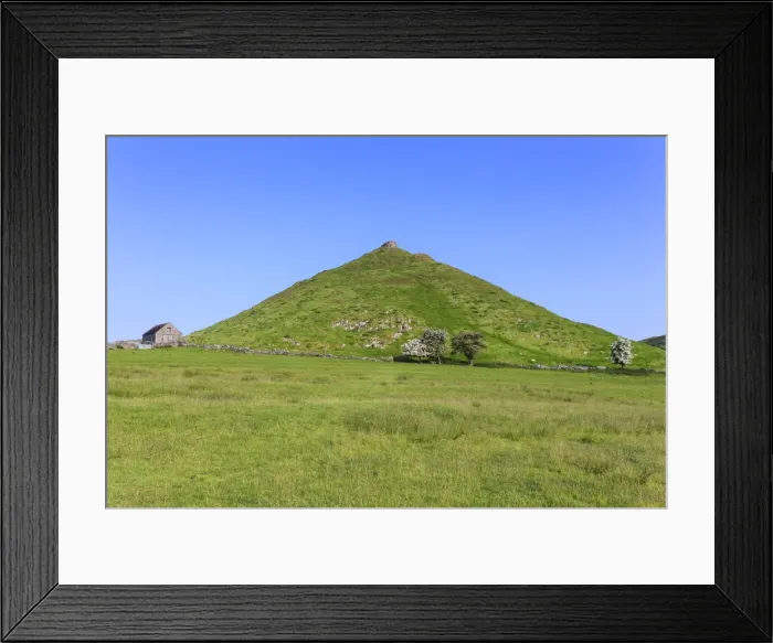 Framed Print : Thorpe Cloud, a conical hill with hawthorns in blossom and barn, Dovedale, Peak District Framed Print : Thorpe Cloud, a conical hill with hawthorns in blossom and barn, Dovedale, Peak District