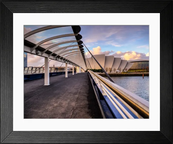 Framed Print : A stunning sunset over Bells Bridge, Glasgow, Scotland, United Kingdom, Europe Framed Print : A stunning sunset over Bells Bridge, Glasgow, Scotland, United Kingdom, Europe