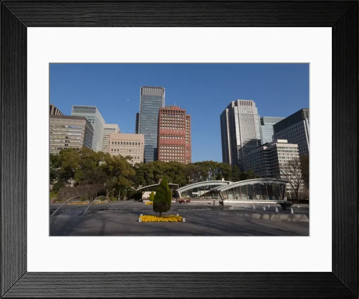 Framed Print : Wadakura Fountain Park, Tokyo, Japan, Asia Framed Print : Wadakura Fountain Park, Tokyo, Japan, Asia