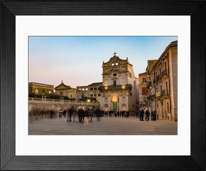 Framed Print : People enjoying passeggiata in Piazza Duomo on the tiny island of Ortygia, UNESCO Framed Print : People enjoying passeggiata in Piazza Duomo on the tiny island of Ortygia, UNESCO