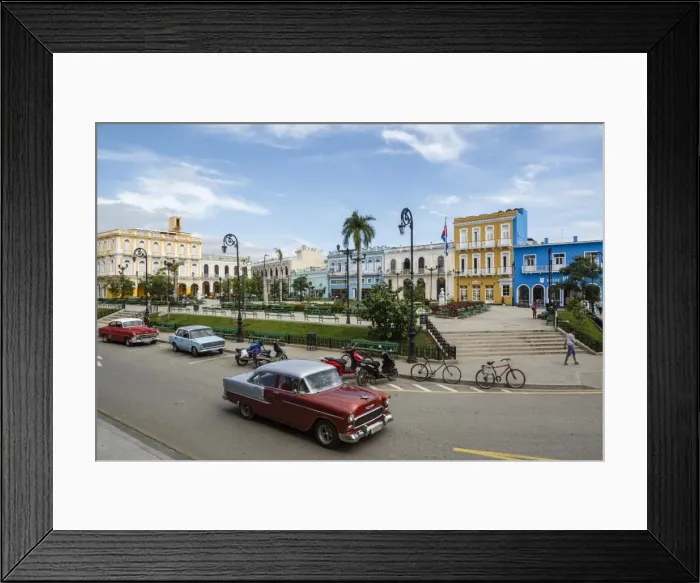 Framed Print : Parque Serafin Sanchez square, Sancti Spiritus, Cuba, West Indies, Caribbean, Central Framed Print : Parque Serafin Sanchez square, Sancti Spiritus, Cuba, West Indies, Caribbean, Central