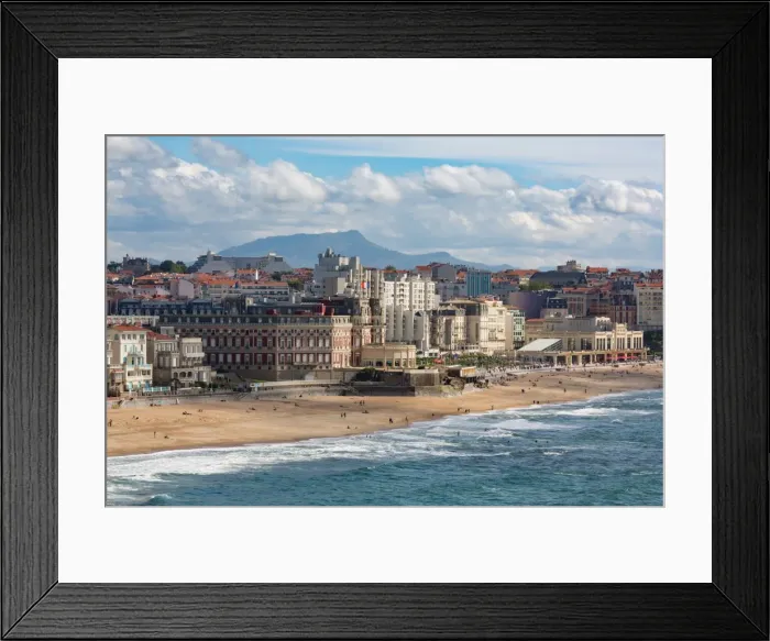 Framed Print : The beach and seafront in Biarritz, Pyrenees Atlantiques, Aquitaine, France, Europe Framed Print : The beach and seafront in Biarritz, Pyrenees Atlantiques, Aquitaine, France, Europe