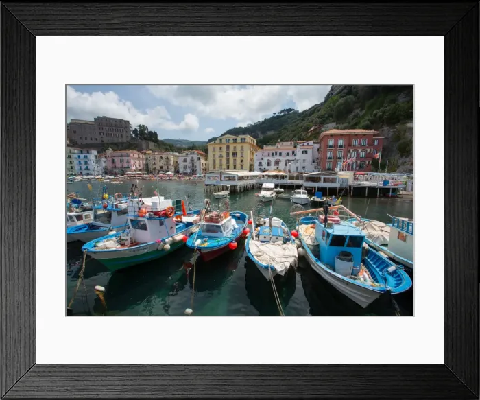 Framed Print : Marina Grande, Sorrento, Costiera Amalfitana (Amalfi Coast), UNESCO World Heritage Site Framed Print : Marina Grande, Sorrento, Costiera Amalfitana (Amalfi Coast), UNESCO World Heritage Site