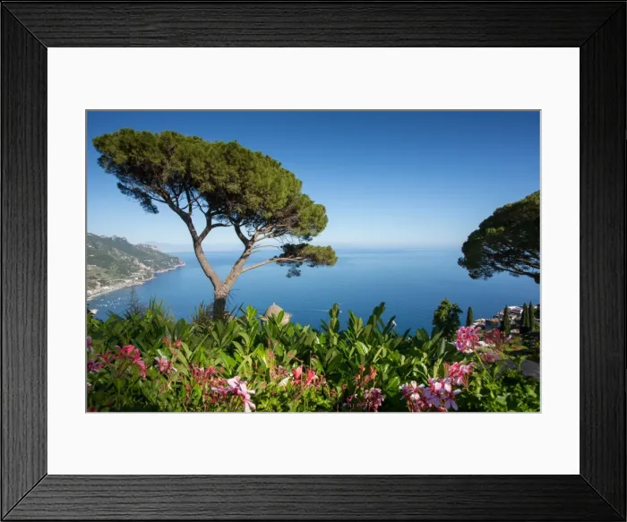 Framed Print : Villa Rufolo, Ravello, Costiera Amalfitana (Amalfi Coast), UNESCO World Heritage Site Framed Print : Villa Rufolo, Ravello, Costiera Amalfitana (Amalfi Coast), UNESCO World Heritage Site