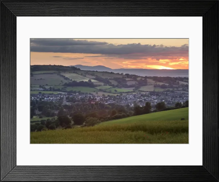 Framed Print : Sunset over Winchcombe and Malvern Hills in distance, Winchcombe, Cotswolds, Gloucestershire Framed Print : Sunset over Winchcombe and Malvern Hills in distance, Winchcombe, Cotswolds, Gloucestershire