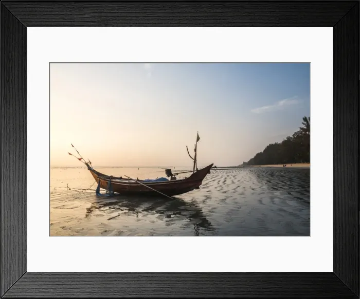 Framed Print : Fishing boat on Maungmagan Beach at sunset, Dawei, Tanintharyi Region, Myanmar (Burma) Framed Print : Fishing boat on Maungmagan Beach at sunset, Dawei, Tanintharyi Region, Myanmar (Burma)