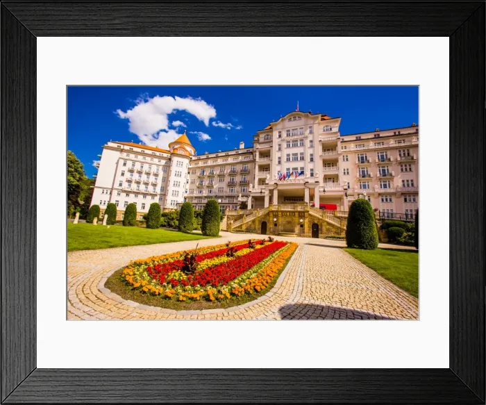 Framed Print : Hotel Imperial in Karlovy Vary, Bohemia, Czech Republic, Europe Framed Print : Hotel Imperial in Karlovy Vary, Bohemia, Czech Republic, Europe