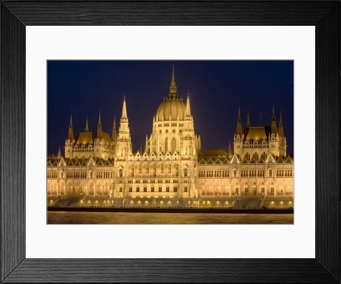Framed Print : Main part of Hungarian Parliament on warm summer night, Budapest, Hungary, Europe Framed Print : Main part of Hungarian Parliament on warm summer night, Budapest, Hungary, Europe