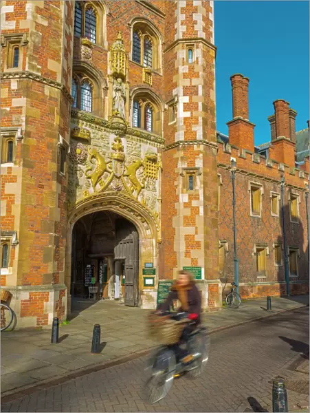 St. Johns College Gate, Camrbridge University, Cambridge, Cambridgeshire, England