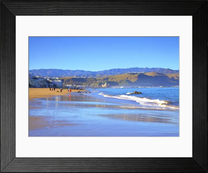Framed Print : Playa de las Canteras Beach, Santa Catalina District, Las Palmas de Gran Canaria Framed Print : Playa de las Canteras Beach, Santa Catalina District, Las Palmas de Gran Canaria