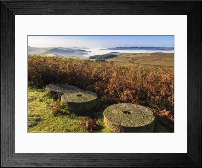 Framed Print : Millstones, bracken, fog of temperature inversion, Stanage Edge, early autumn, Peak Framed Print : Millstones, bracken, fog of temperature inversion, Stanage Edge, early autumn, Peak