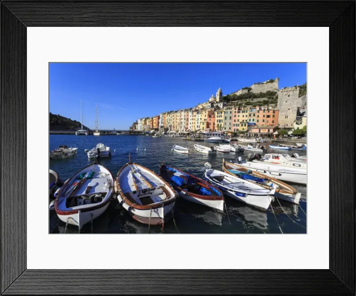 Framed Print : Portovenere (Porto Venere), UNESCO World Heritage Site, colourful harbourfront houses Framed Print : Portovenere (Porto Venere), UNESCO World Heritage Site, colourful harbourfront houses