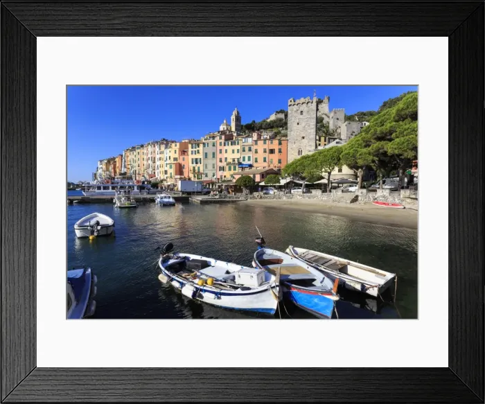 Framed Print : Portovenere (Porto Venere), UNESCO World Heritage Site, colourful harbourfront houses Framed Print : Portovenere (Porto Venere), UNESCO World Heritage Site, colourful harbourfront houses