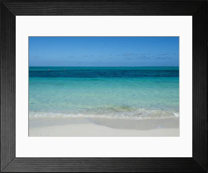 Framed Print : White sand and turquoise water on world famous Grace Bay beach, Providenciales, Turks and Caicos Framed Print : White sand and turquoise water on world famous Grace Bay beach, Providenciales, Turks and Caicos